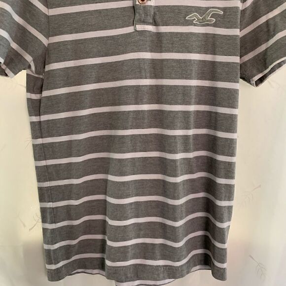Hollister t-shirt s grey stripes 2 buttons upfront - Picture 3 of 7